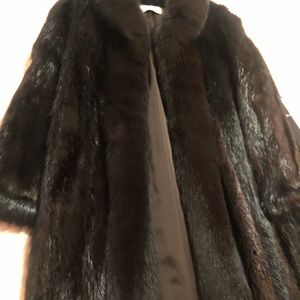 Harper’s Fur Women’s Coat